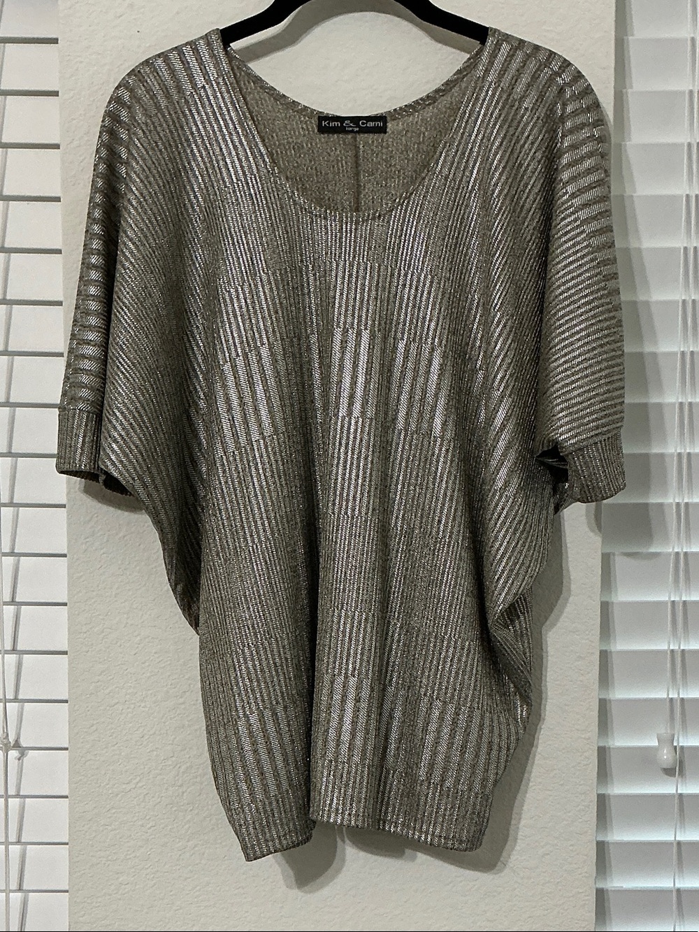 Kim & Cami Metallic Taupe Ribbed Scoop-Neck Top